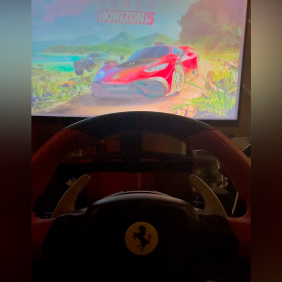 Thrustmaster Ferrari 458 Spider Racing Wheel for Xbox - Picture 3 of 4